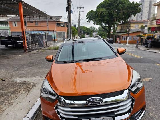 JAC T40 1.6 16V GASOLINA 4P CVT